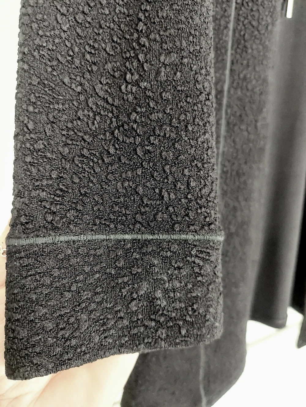 Eva Varro Barcelona Pebble Textured Knit Jacket in Black Size L - Picture 8 of 14